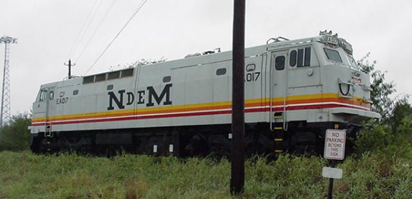 � 2000 Jorge Luna Hel�