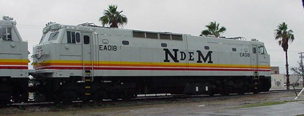 � 2000 Jorge Luna Hel�