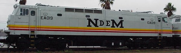 � 2000 Jorge Luna Hel�