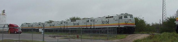 � 2000 Jorge Luna Hel�